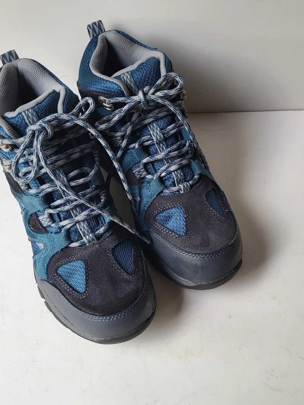 L.L. Bean Kids Blue and Navy Hiking Boots